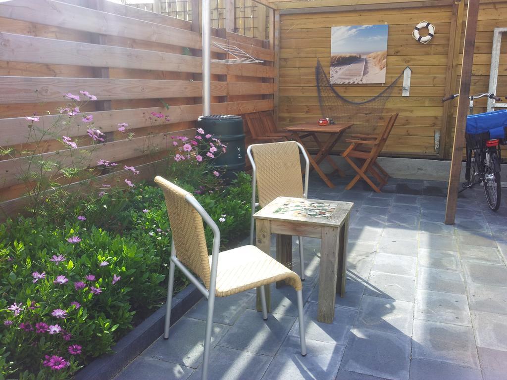 Homestay Bij Aelita Den Burg Chambre photo