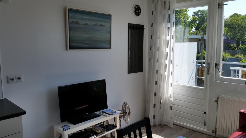 Homestay Bij Aelita Den Burg Extérieur photo