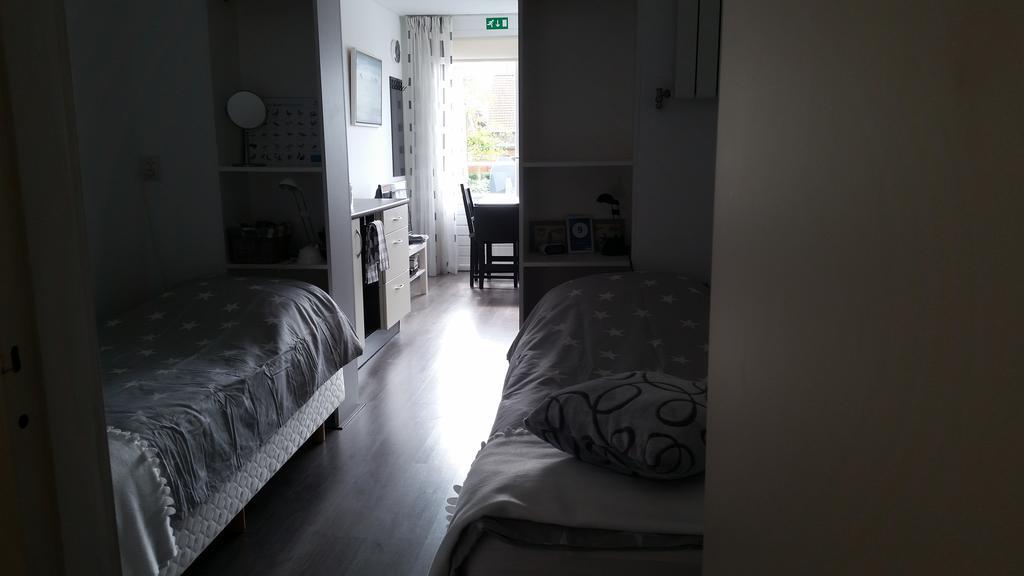 Homestay Bij Aelita Den Burg Extérieur photo